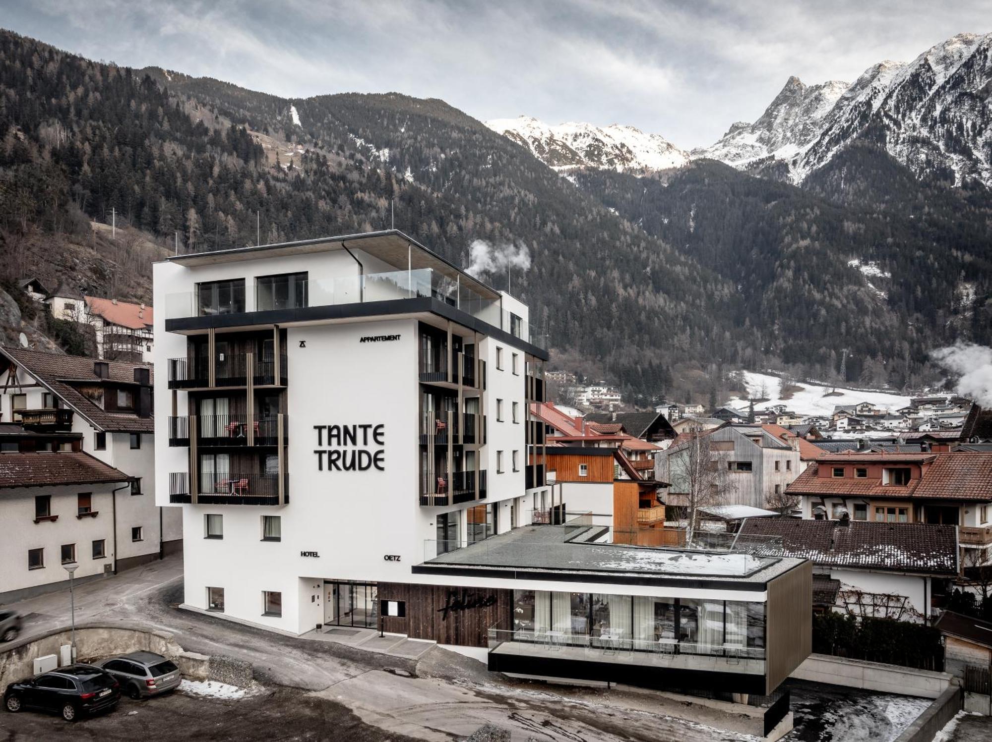 Aparthotel Tante Trude Oetz Esterno foto