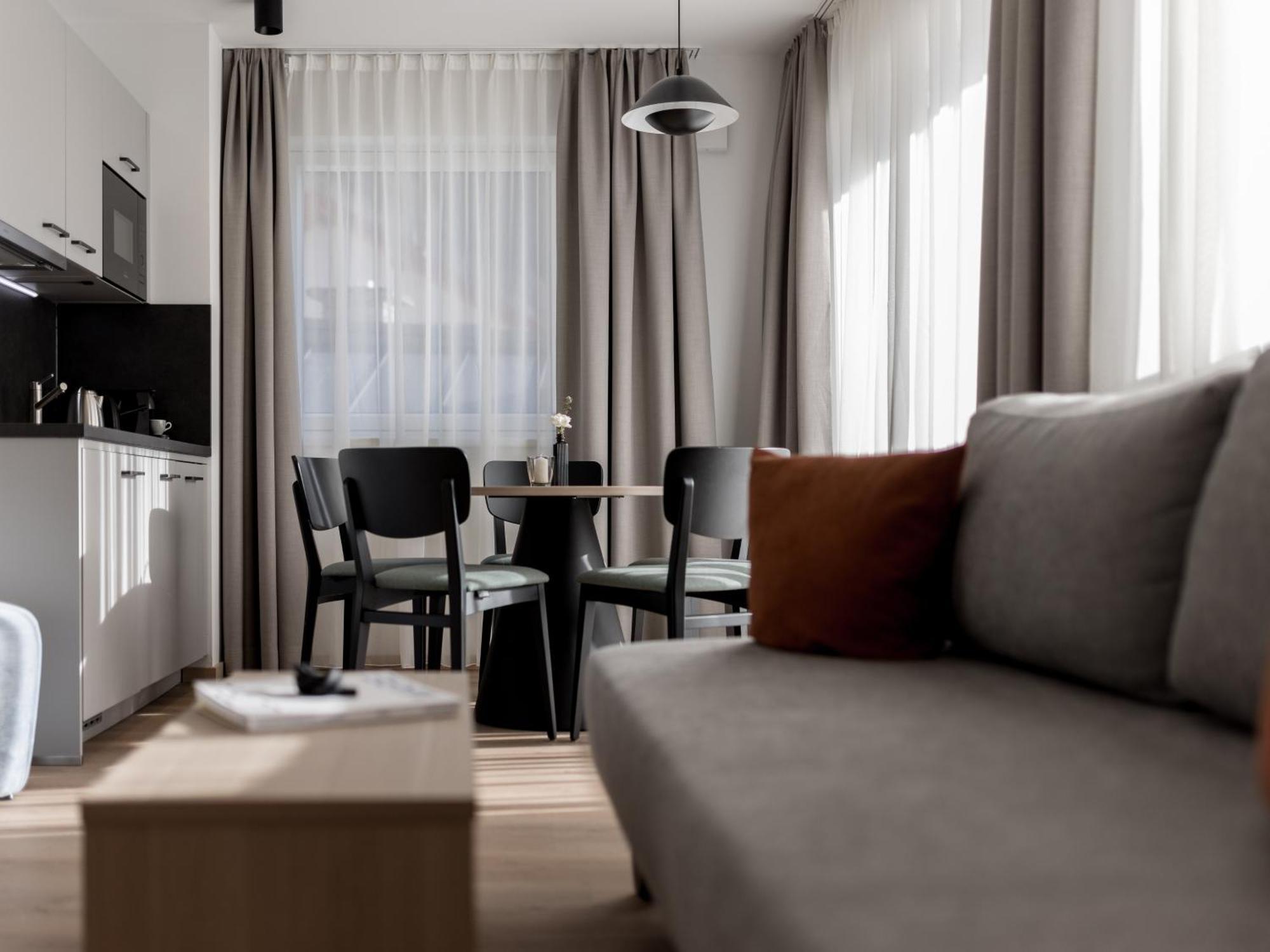 Aparthotel Tante Trude Oetz Esterno foto